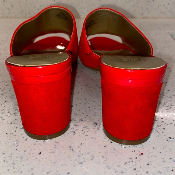 Anne Klein suede mules 7.5 - Picture 7 of 7